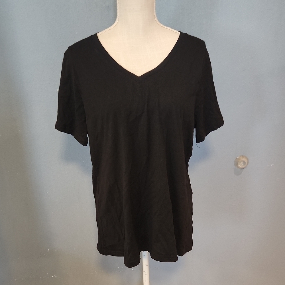 Time And Tru Vneck Flowy Short Sleeve Relaxed Fit Top